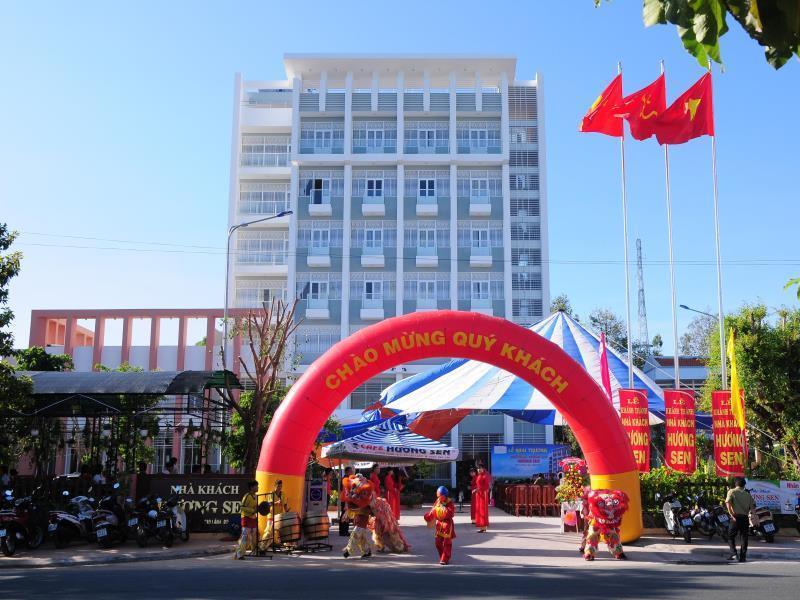 Huong Sen Hotel Cao Lãnh Zewnętrze zdjęcie